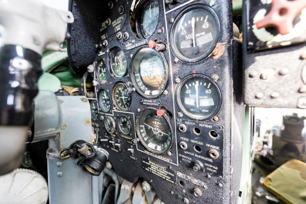 Ту-16 кабина