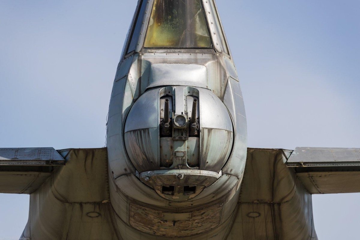 Ил-76 кабина стрелка