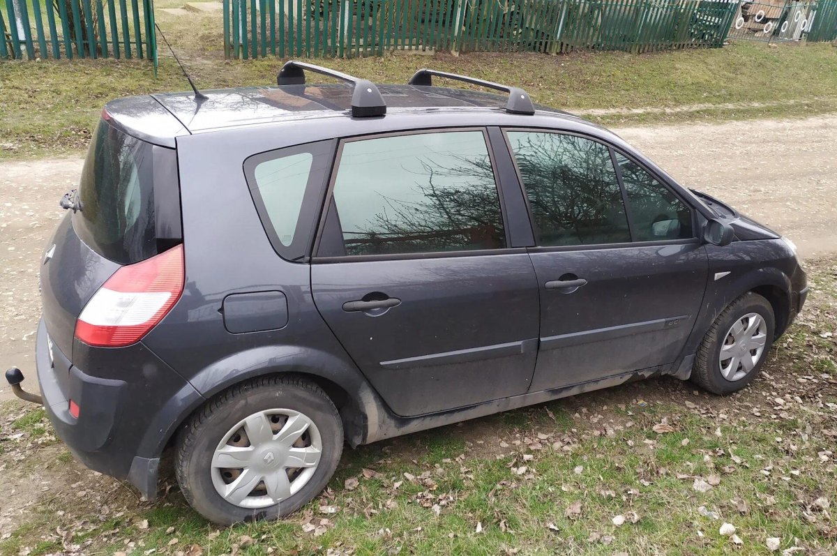 Рено Сценик 2 багажник