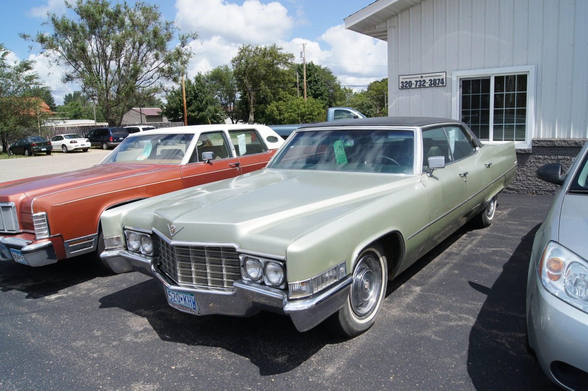 Cadillac sedan 1969