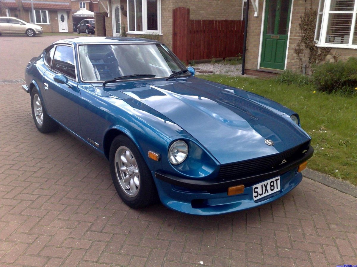Nissan 260z