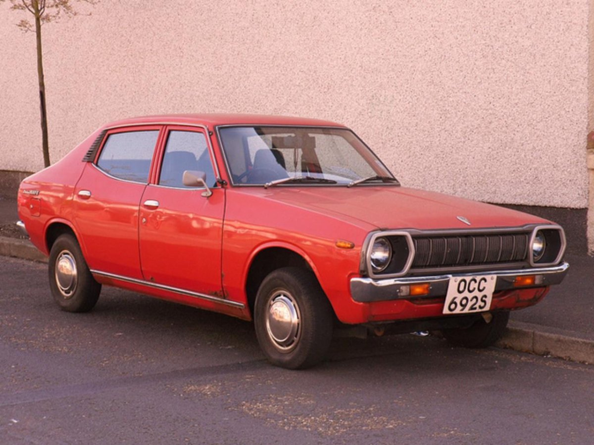 Nissan Datsun 100a