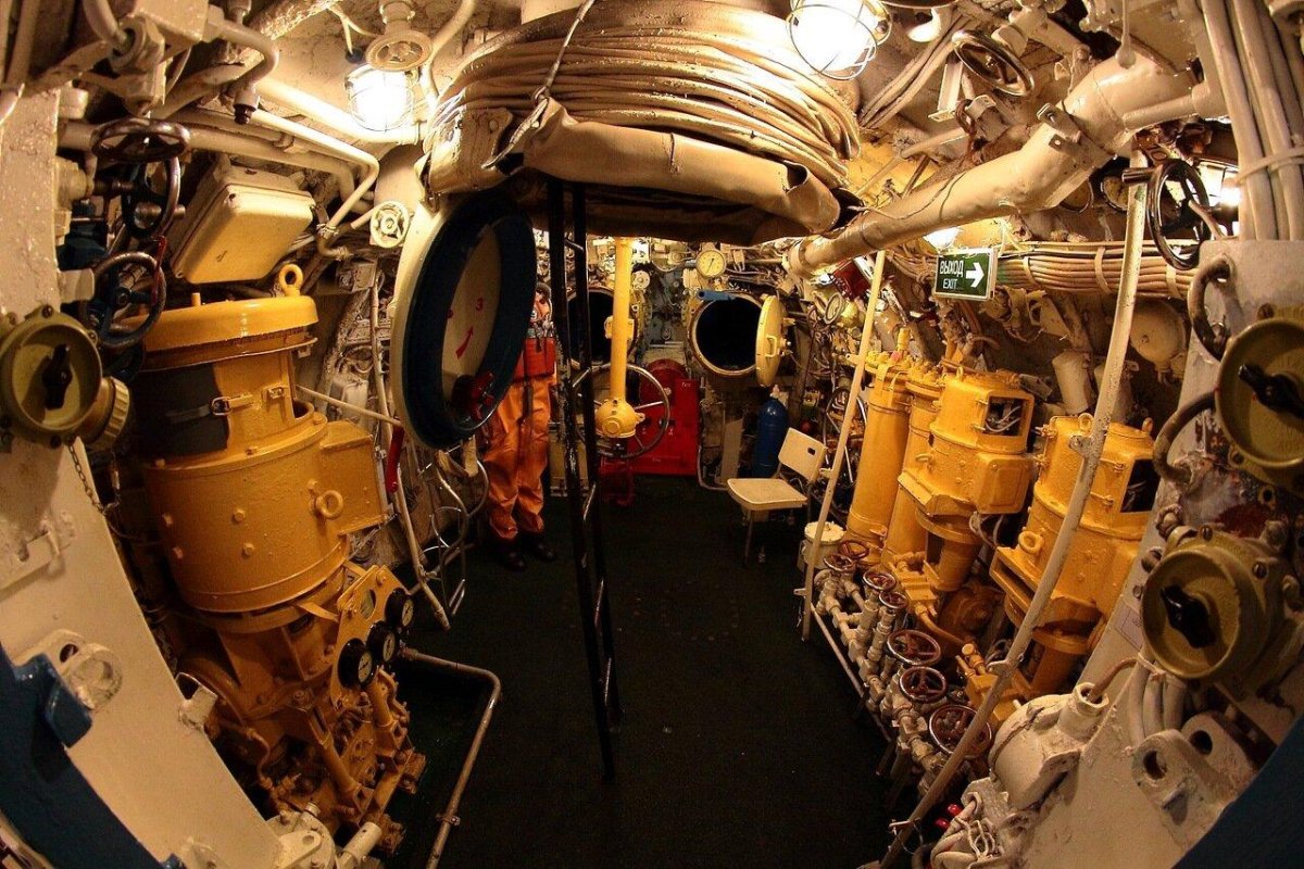 Атомная подводная лодка внутри
