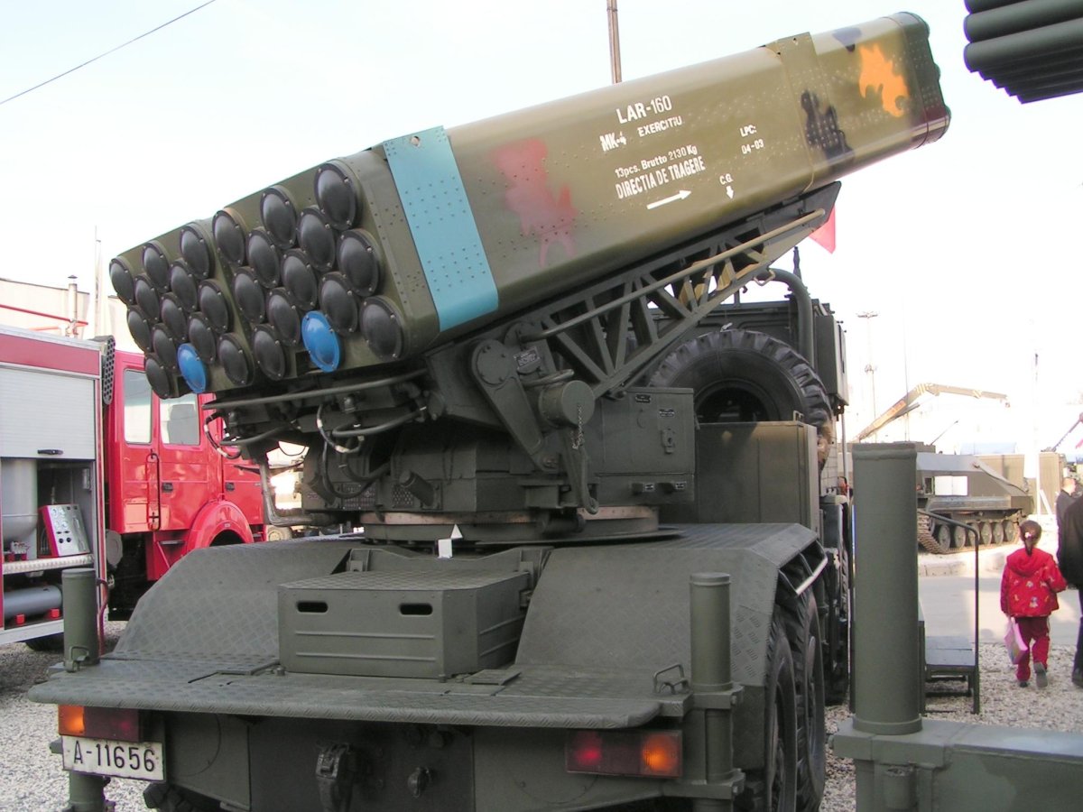 Lar-160 реактивная система залпового огня
