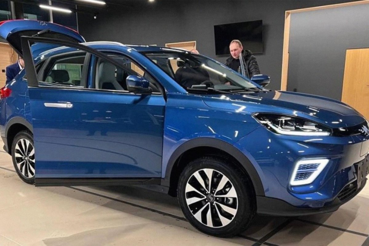 Электромобиль Weltmeister ex5