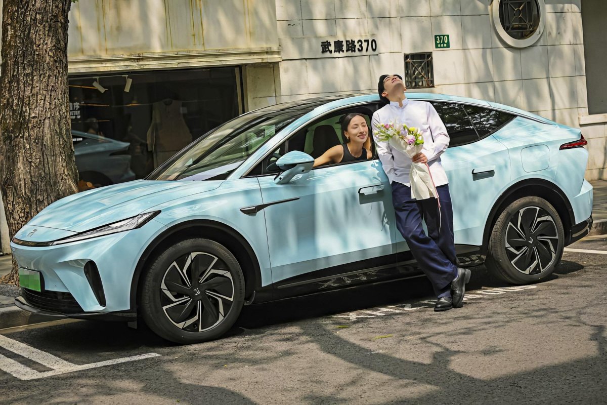 Люксовые электрокары