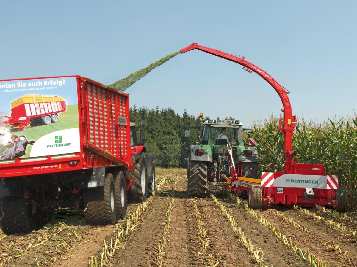 Прицепной кормоуборочный комбайн Sterh 2000