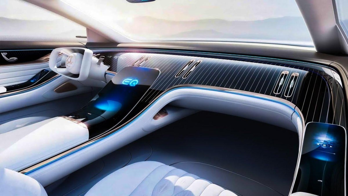 Мерседес Vision EQS