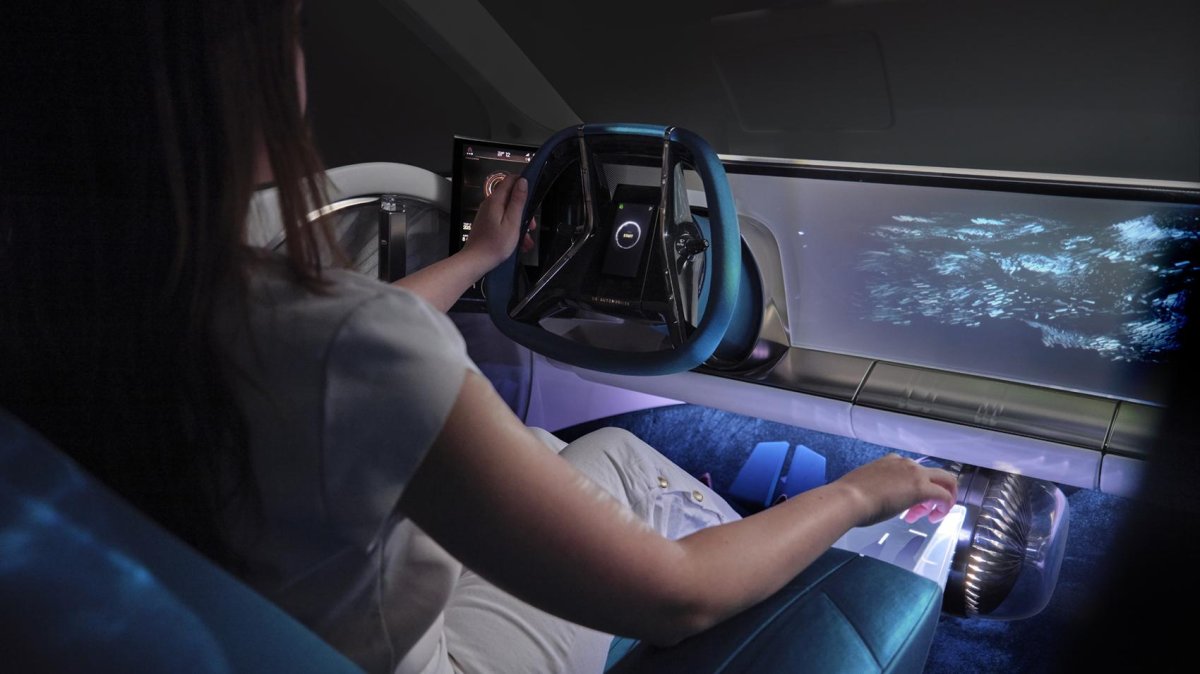 Интерьер автомобиля будущего