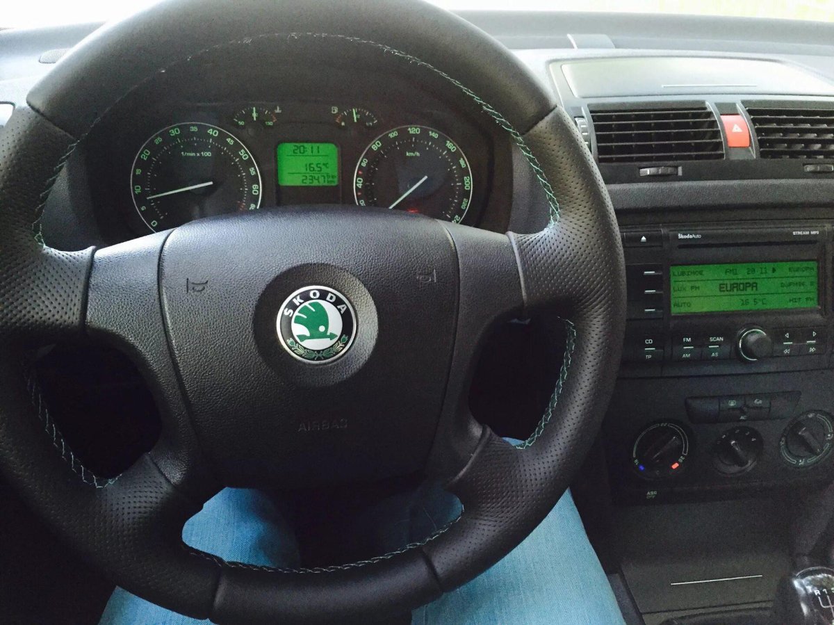 Руль Шкода Октавия 2008
