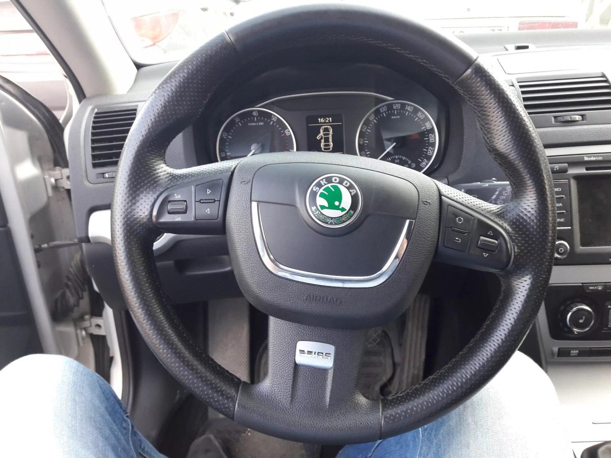 Руль Шкода Октавия а5 RS