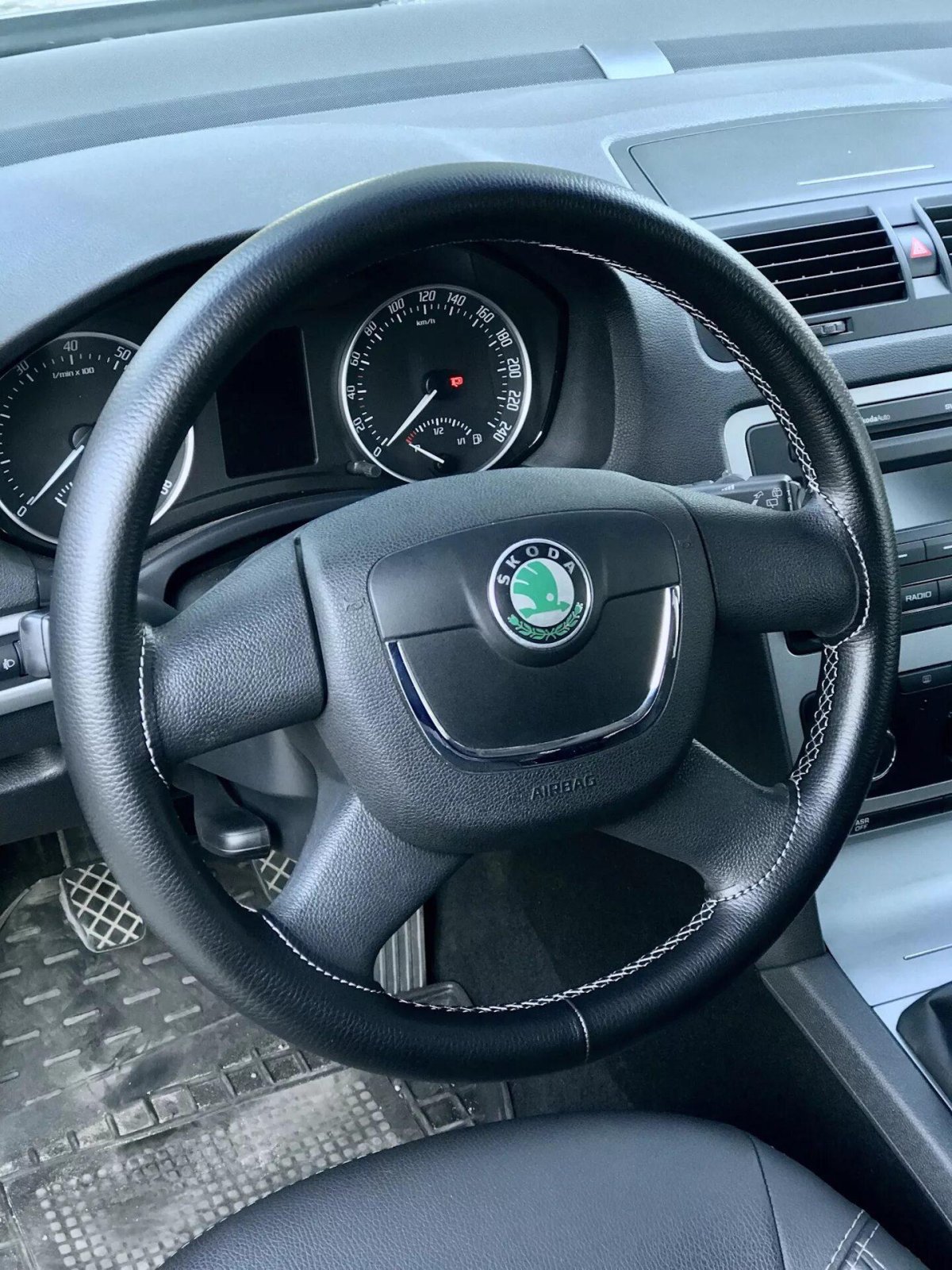 Руль Шкода Октавия а5 2011