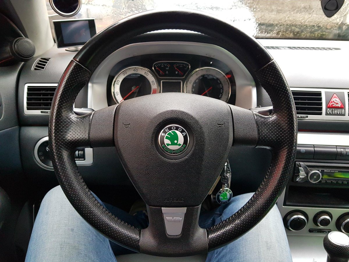 Руль Октавия а5 РС