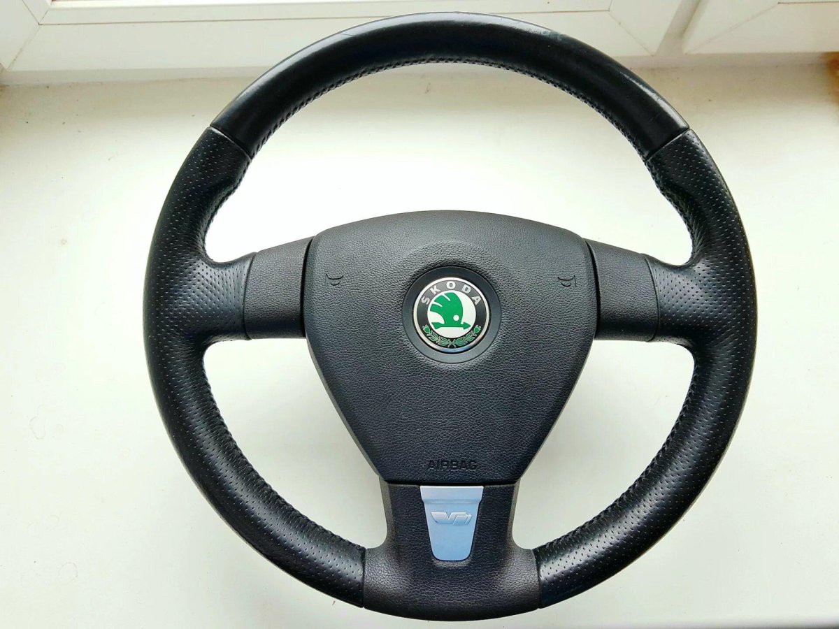 Руль Октавия а5 РС