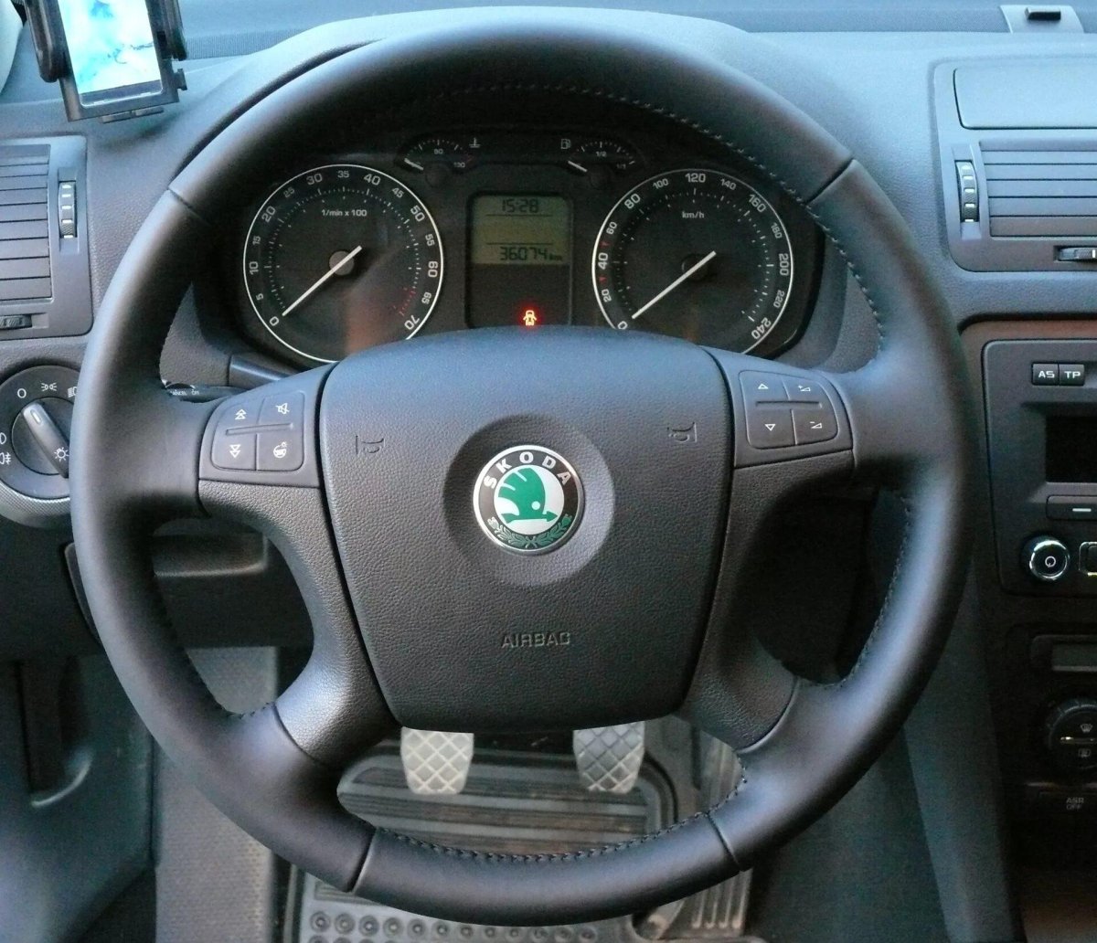 Руль Skoda Octavia a5 2007