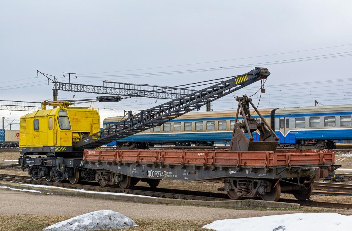 Железнодорожный кран КДЭ-163