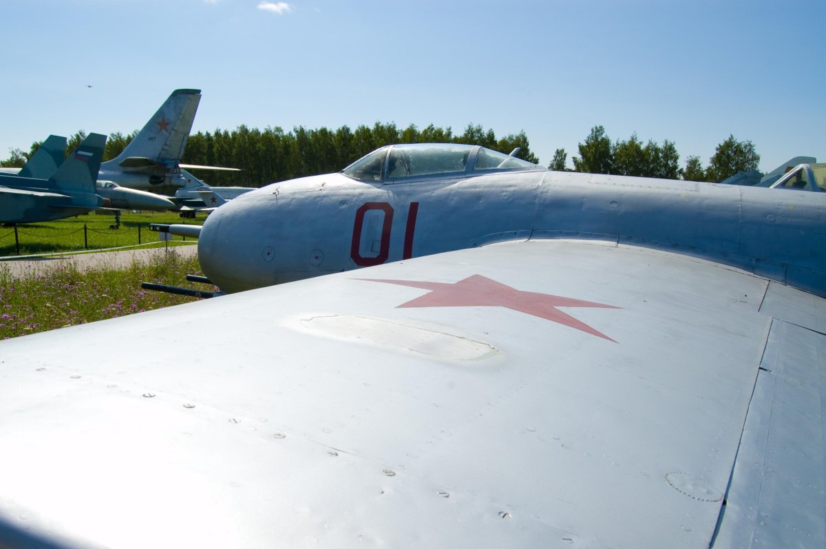Миг-9 фото