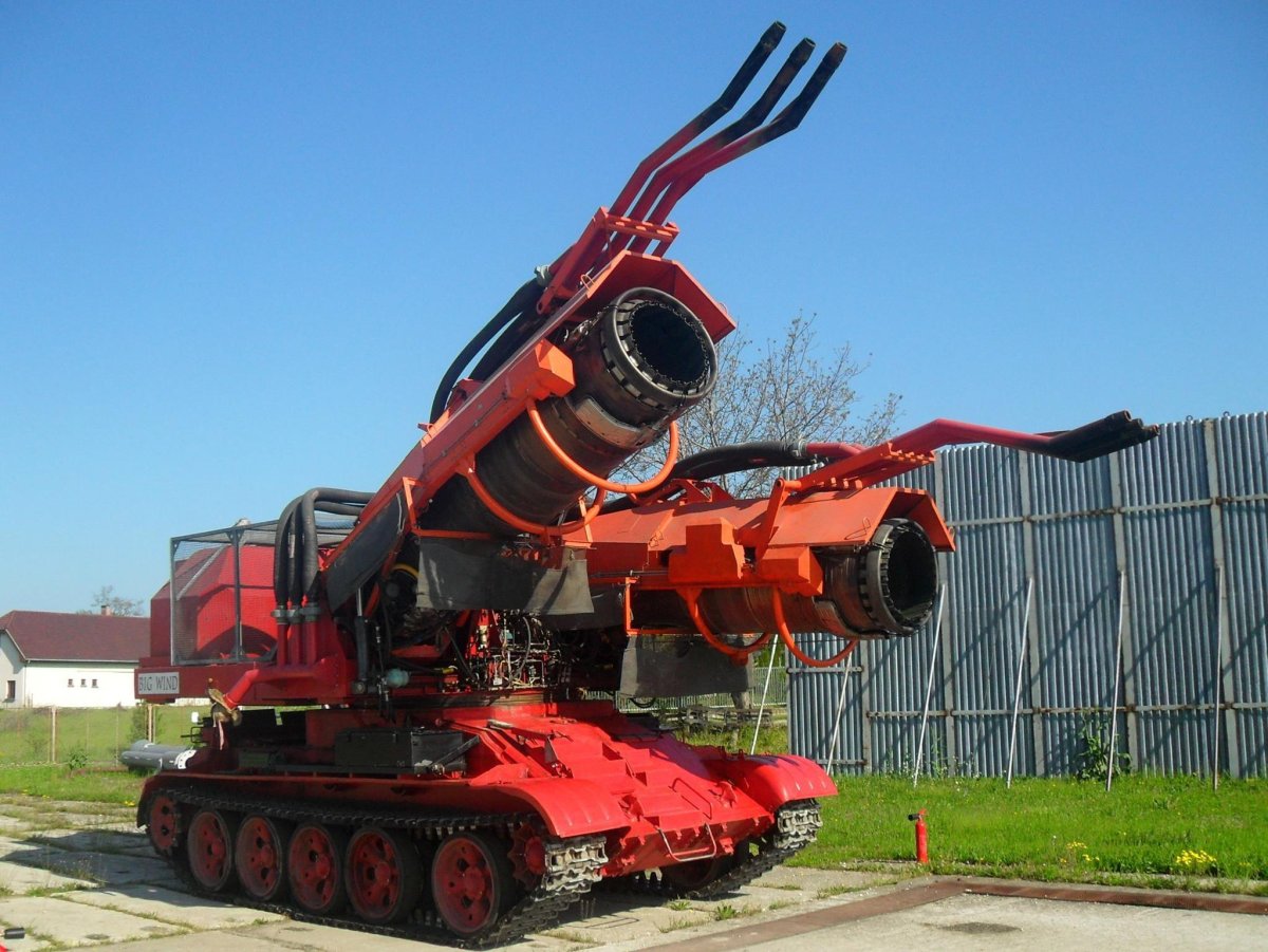 Танк т-55 пожарный