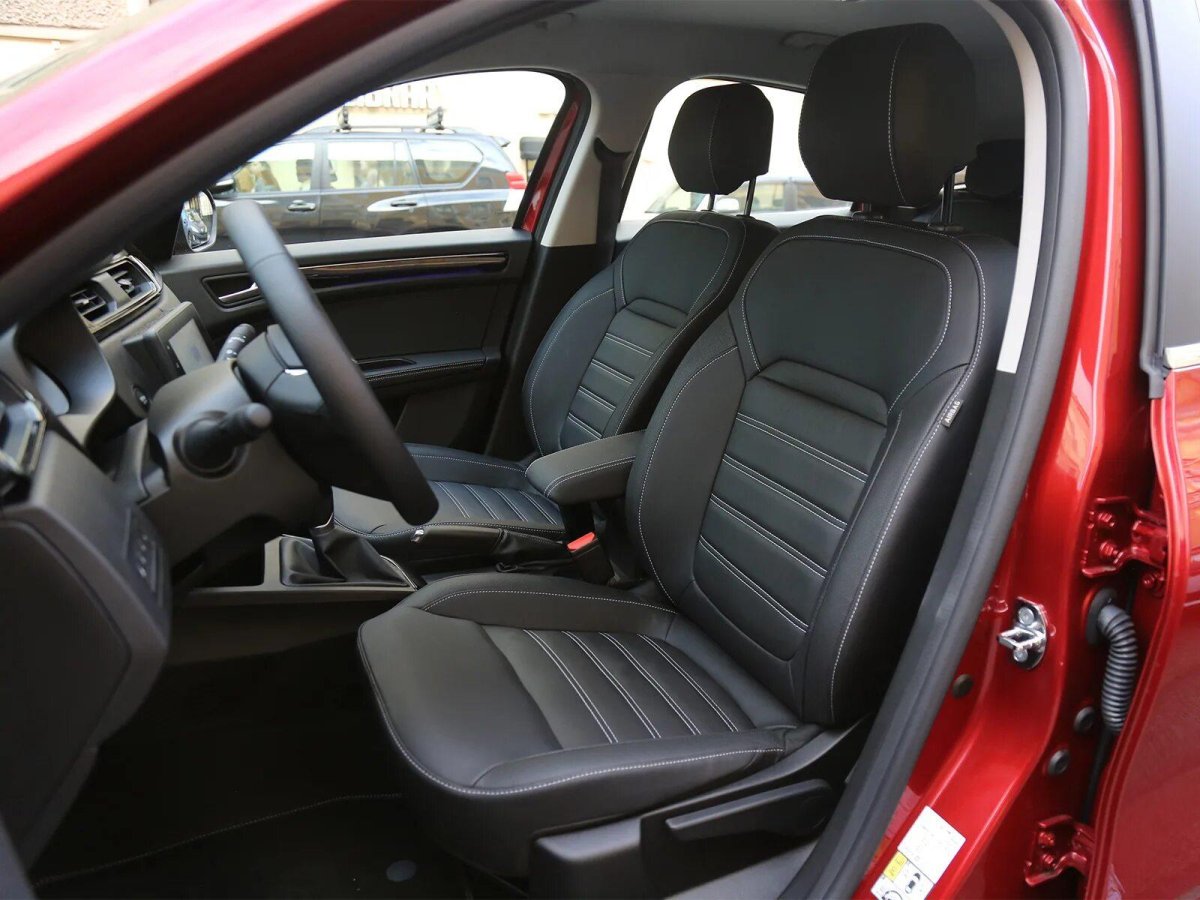 Renault Arkana задний ряд