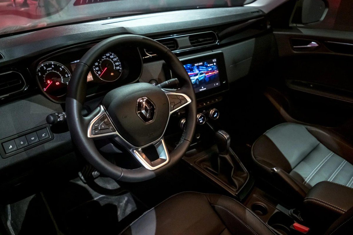 Рено аркана 2021 салон