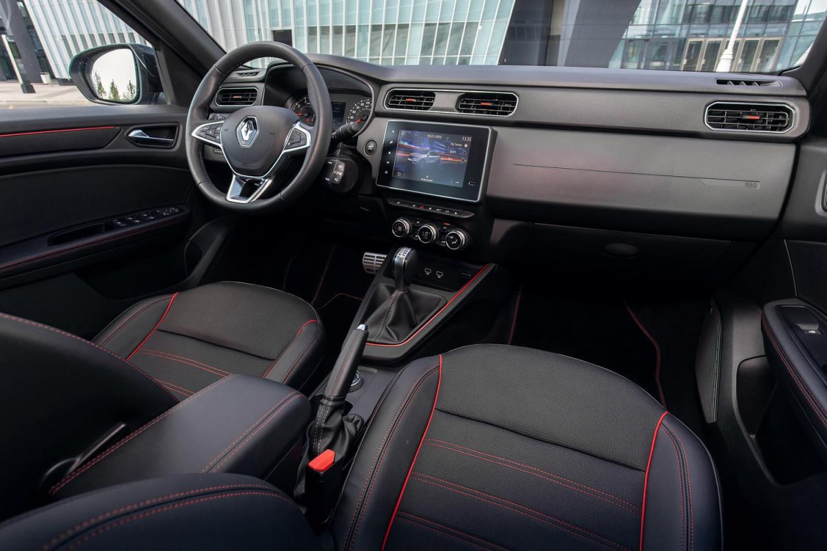 Рено аркана комплектация драйв