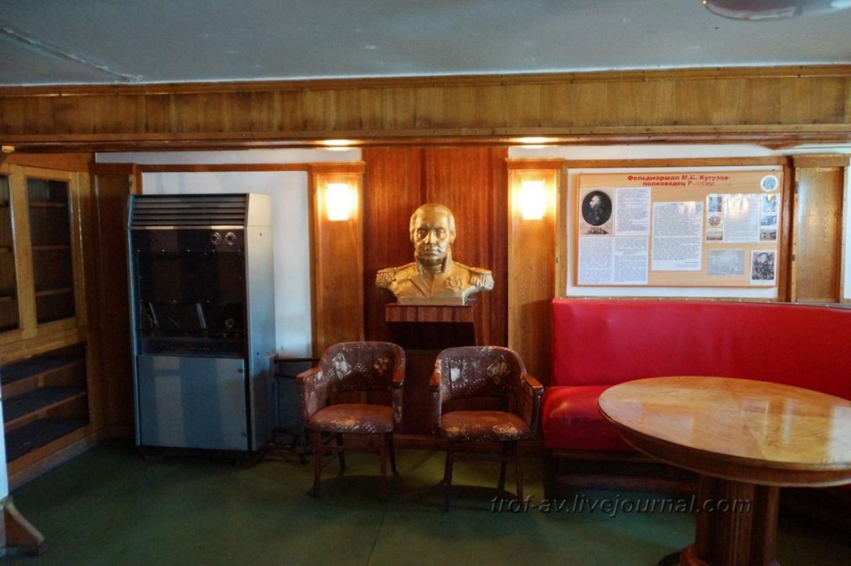 Крейсер Кутузов в Новороссийске