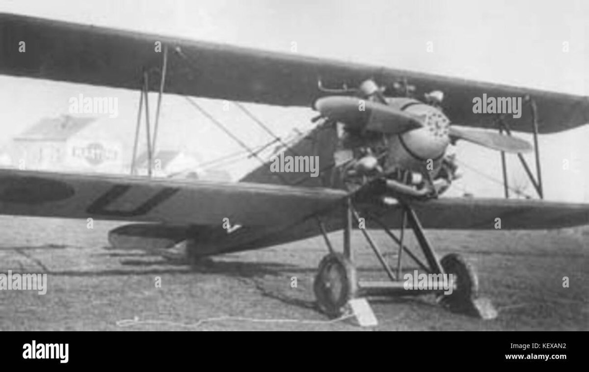 Avia BH-33