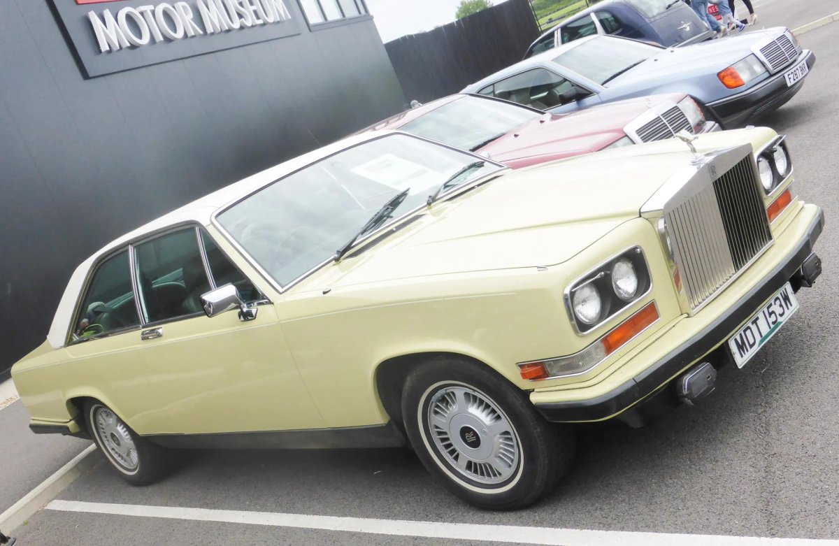 Rolls Royce Camargue Interior