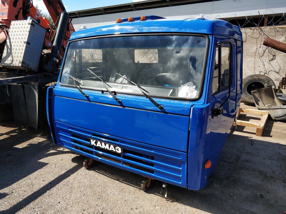 Кабина КАМАЗ 54105
