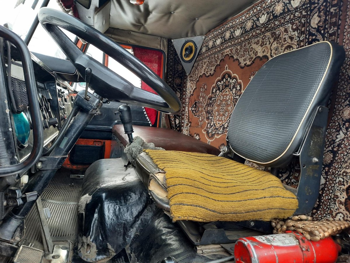КАМАЗ 5320 кабина изнутри