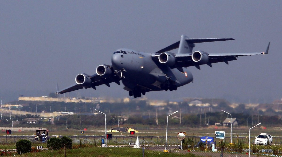 Американский грузовой самолет c17 Globemaster