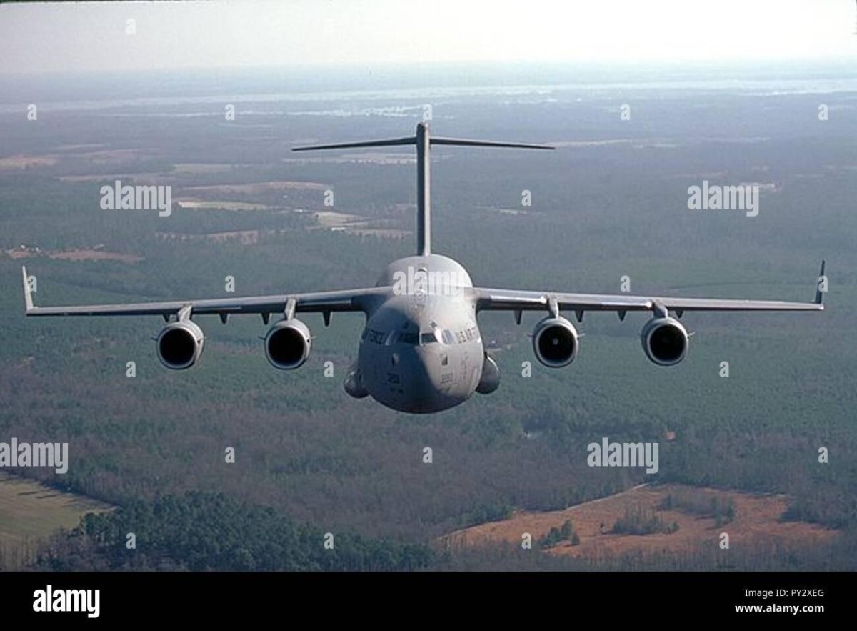 Самолет Boeing c-17а Globemaster III
