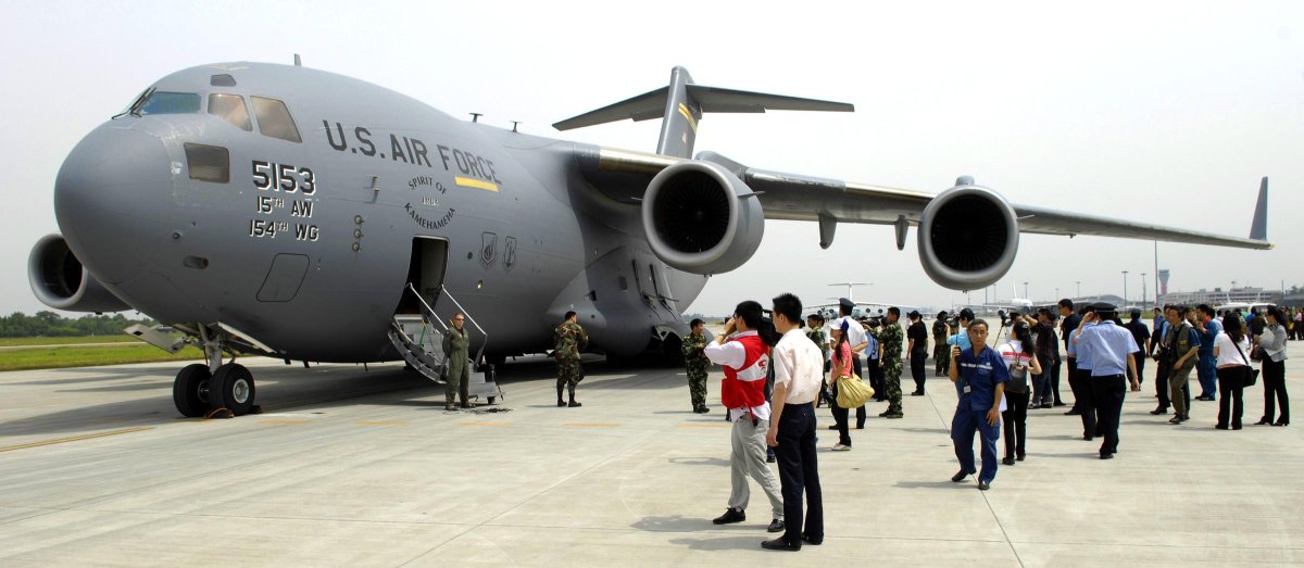 C17 Cargo plane