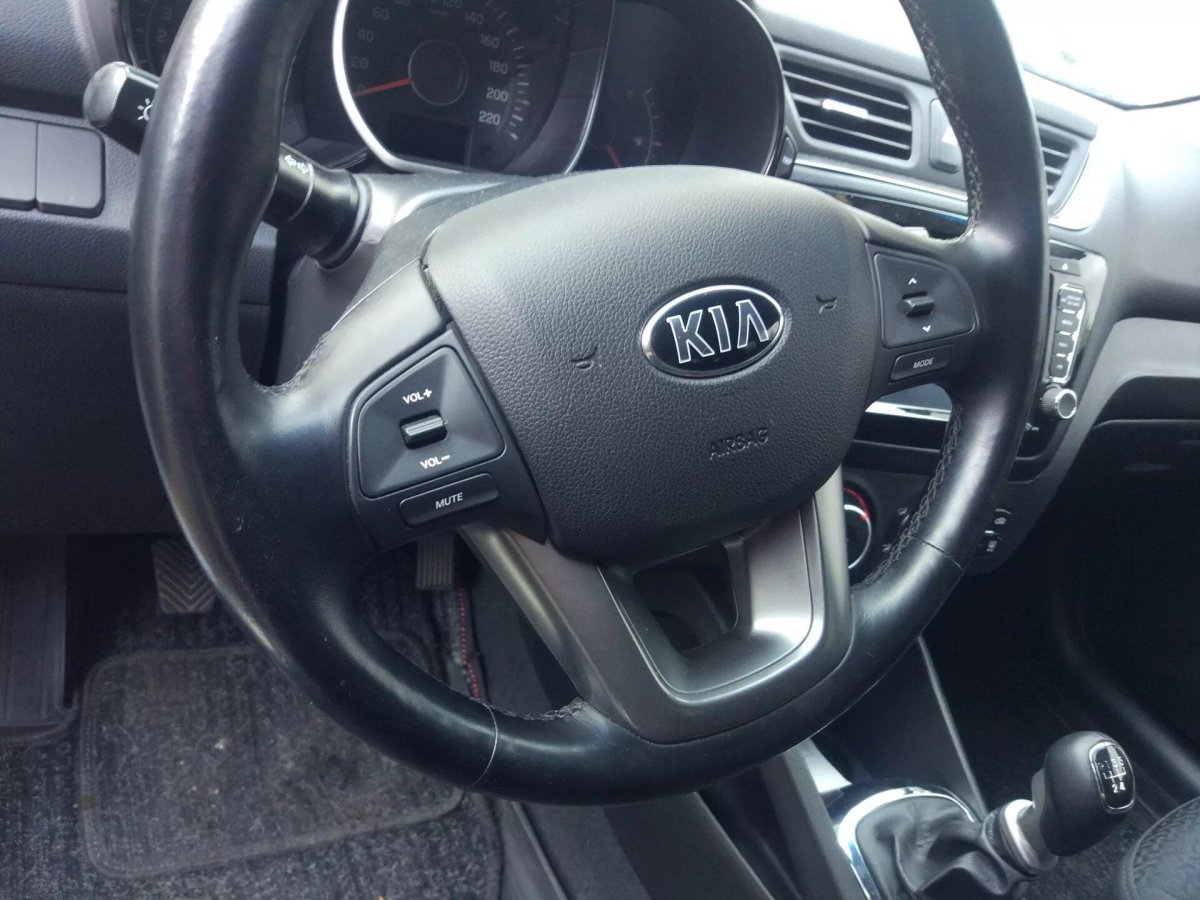 Руль Kia Rio 3