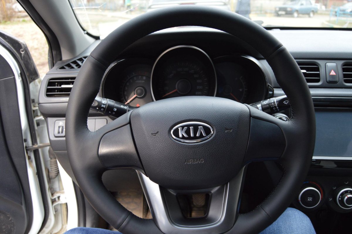 Руль Kia Rio 3