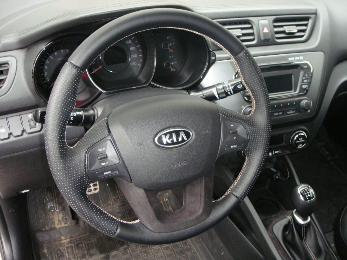 Руль Киа Рио 2013 года