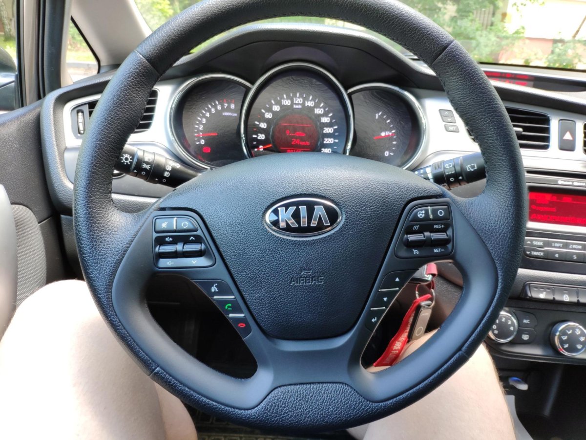 Руль Киа СИД 3