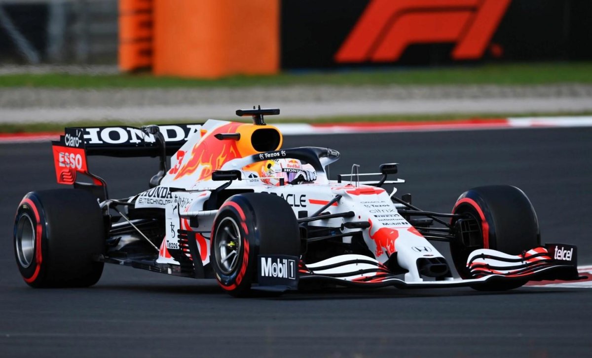 Болид Макса Ферстаппена