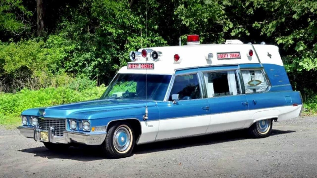 1972 Cadillac Superior Ambulance