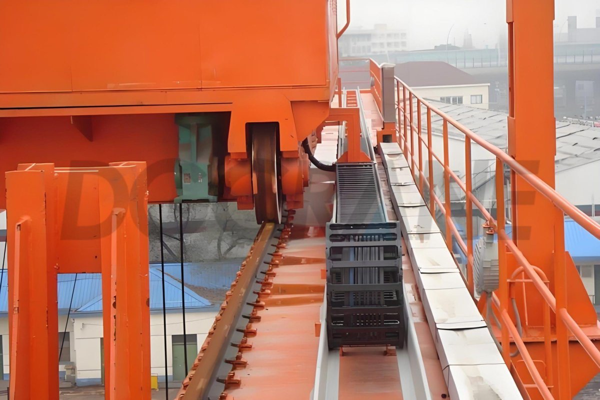 Кабельный лоток для козлового крана