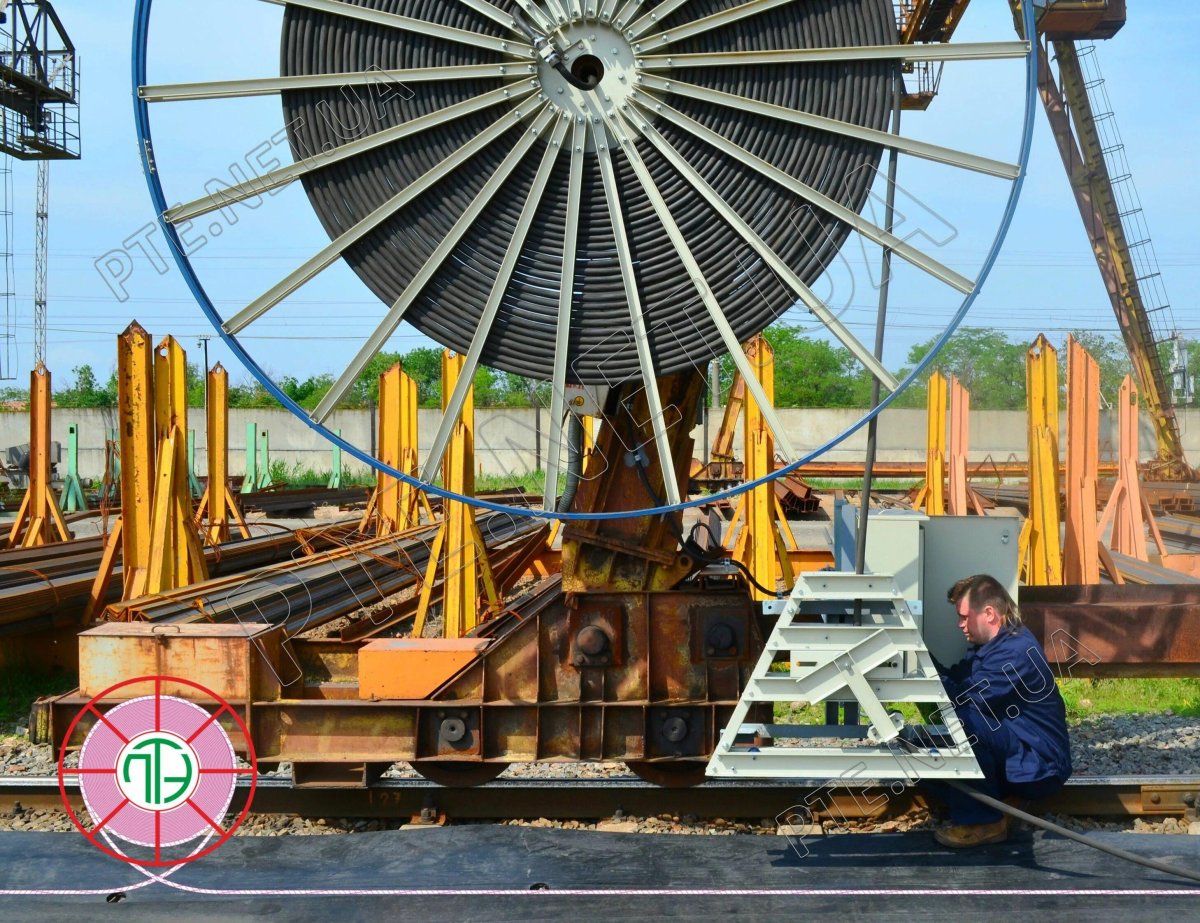 Моторный кабельный барабан 100м