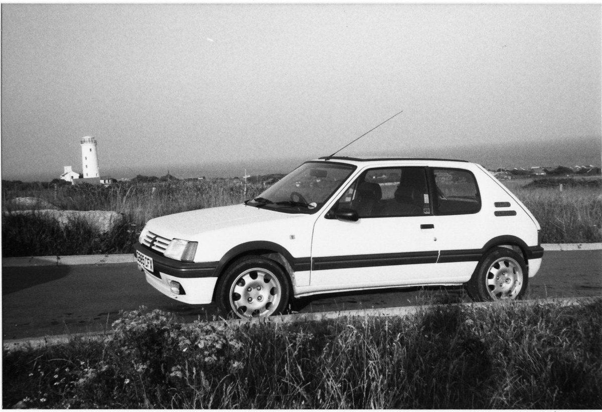 Peugeot 205 GTI White