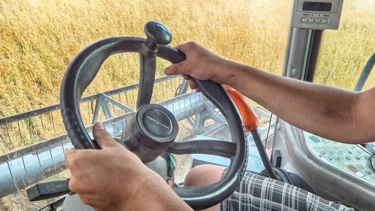 Комбайн вектор 410 кабина