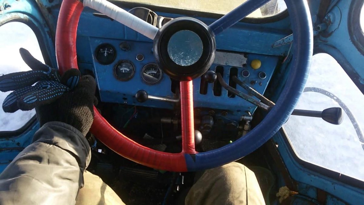 За рулём трактора МТЗ 82