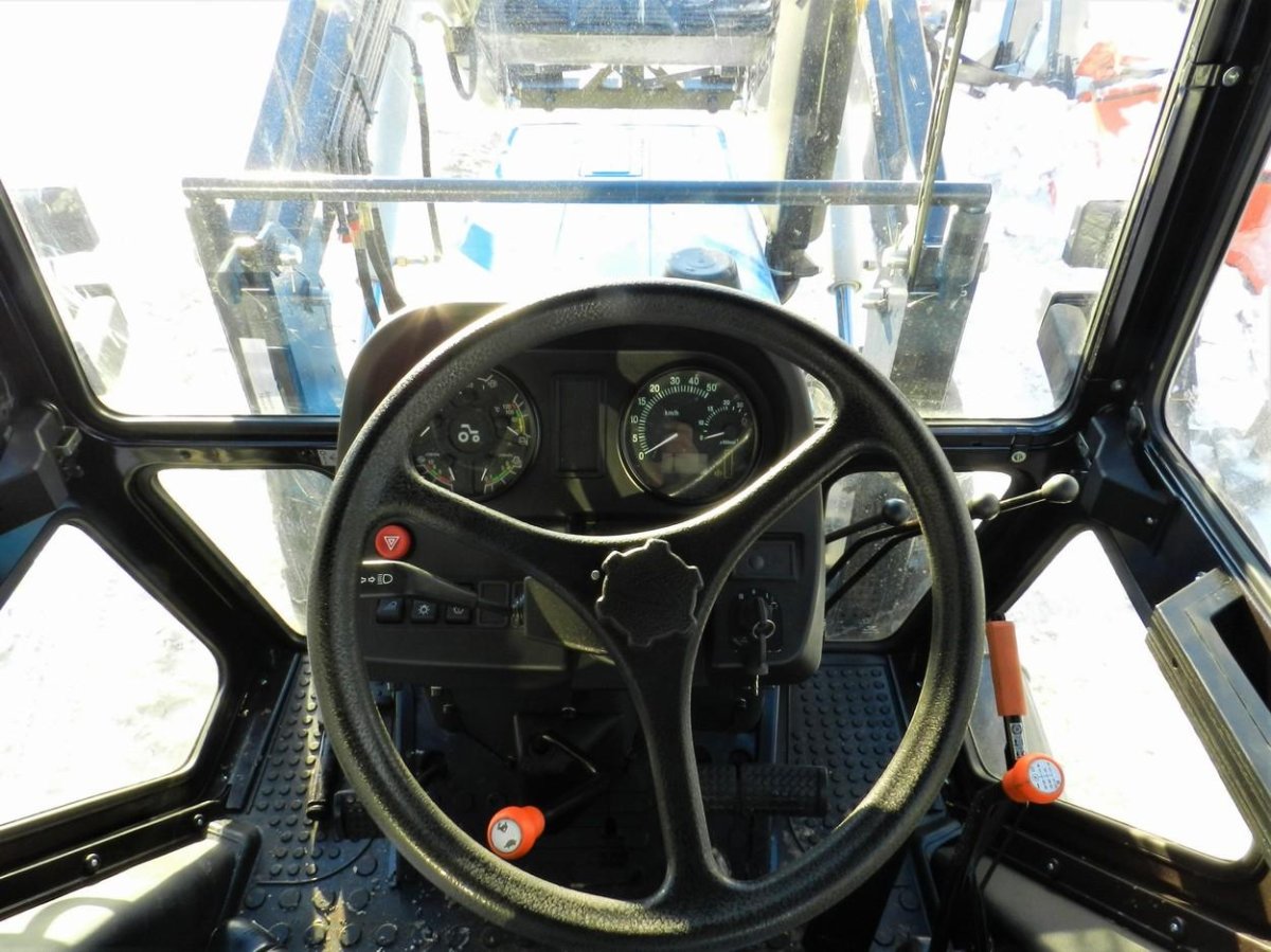 Салон трактора МТЗ 82