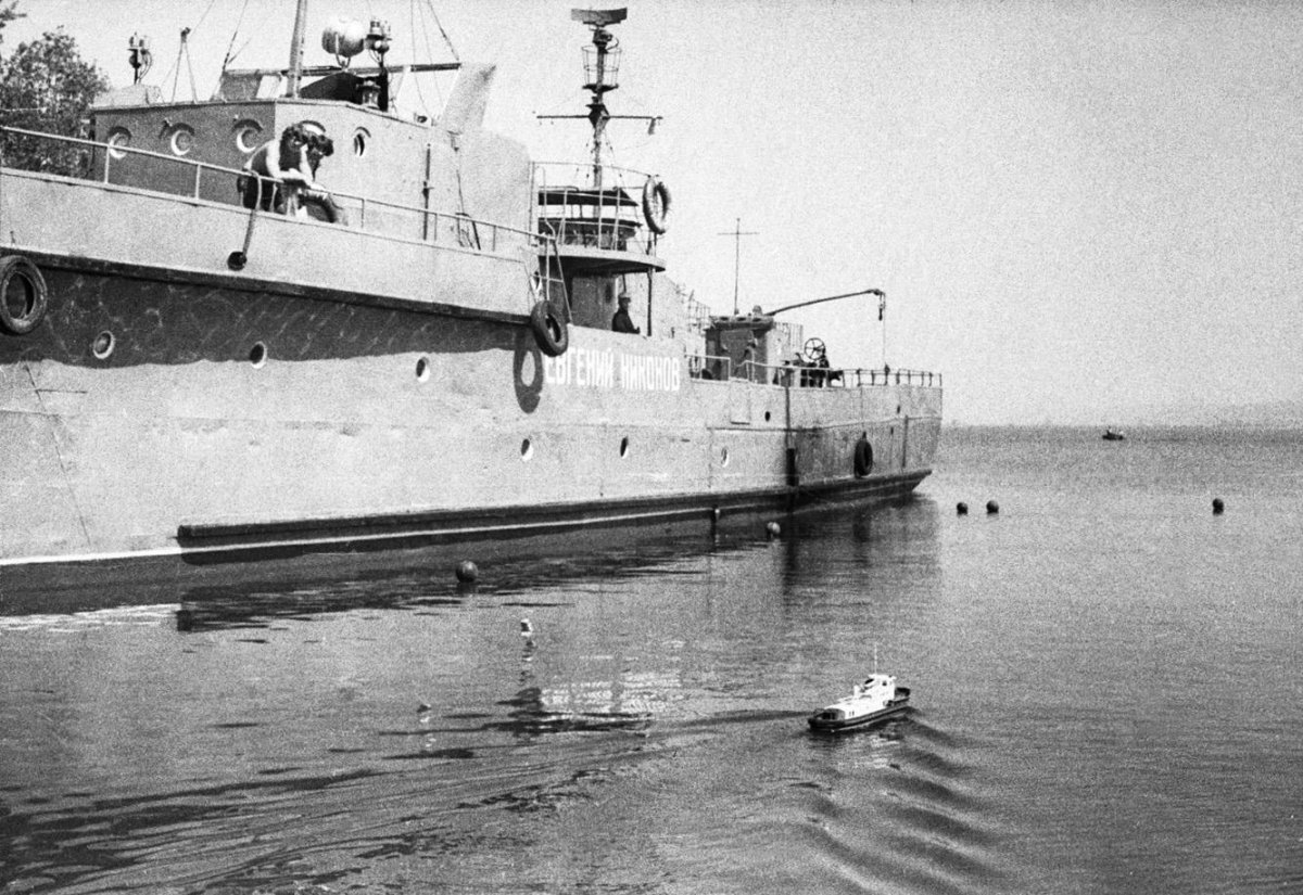 Рейдовый тральщики проект 253