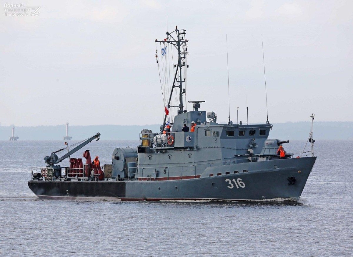 Рейдовый тральщик РТ 57