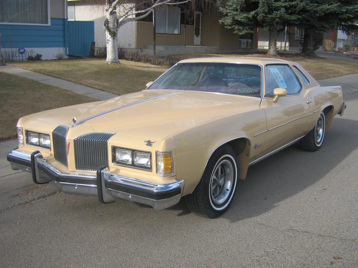 Pontiac Grand prix 1976