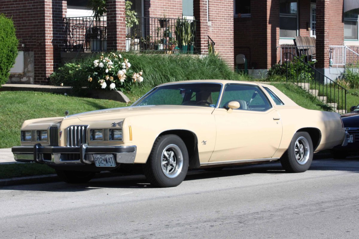 Pontiac Grand prix 1977