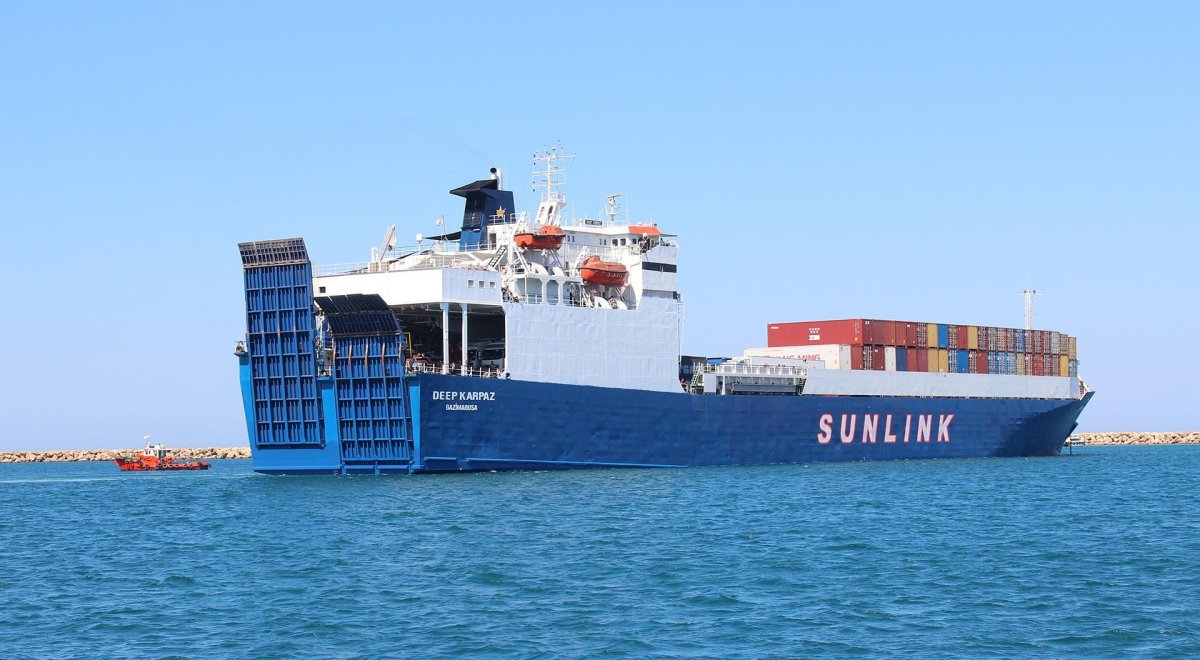 РО-РО судно